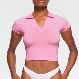 Skims | Cropped Collard T-Shirt in Cotton Candy